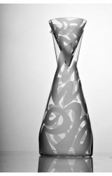 TAI-PÍ  TP – CARAFE FOR WINE OR WATER, HAND BLOWN GLASS, MADE FROM BOHEMIAN CRYSTAL, SANDED DECORATION, LIMITED COLLECTION.